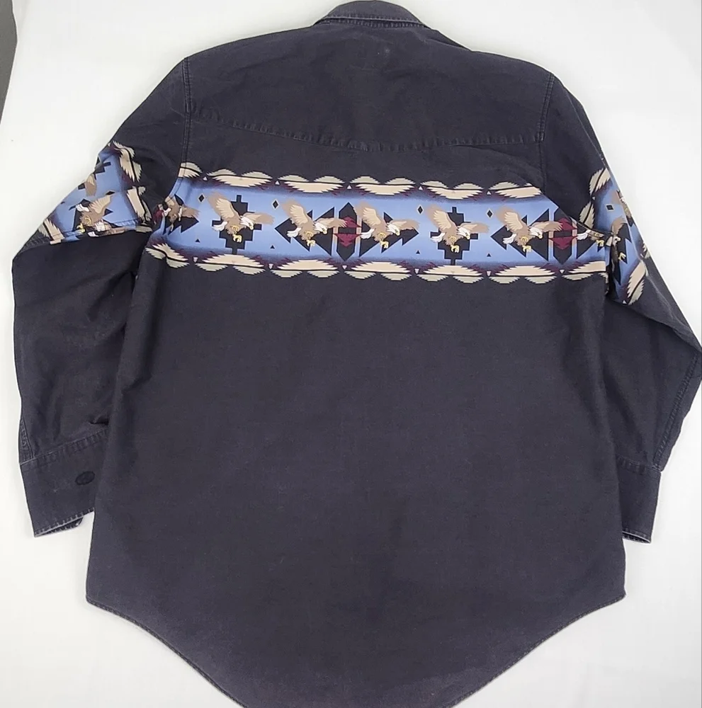 Cumberland Outfitters Western Bald Eagle Black Snap Button Down - Picture 6 of 6